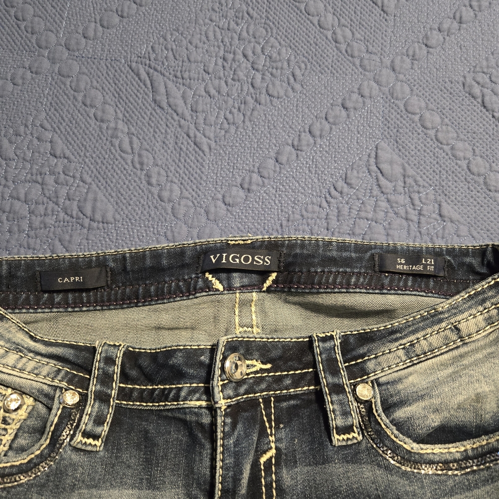 Vigoss Women's Dark Wash Cropped Jeans